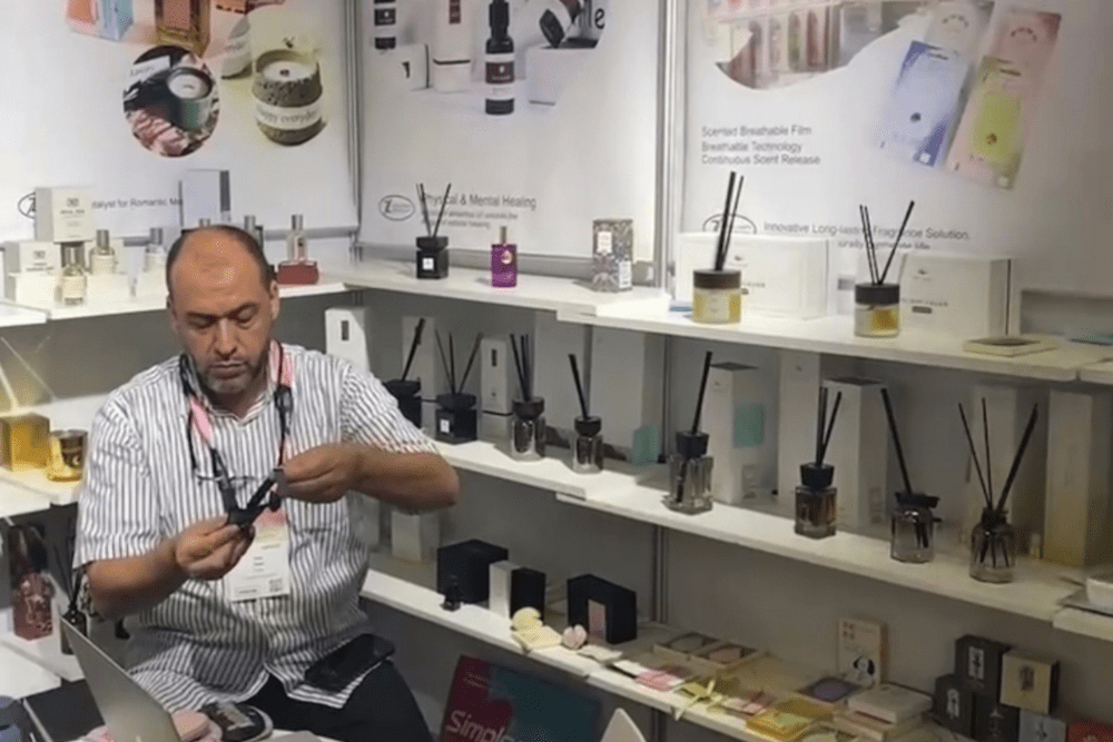 Jin Hua Loyal Crafts Co., Ltd. Leads the Fragrance Trend at International Exhibition with Diverse New Products