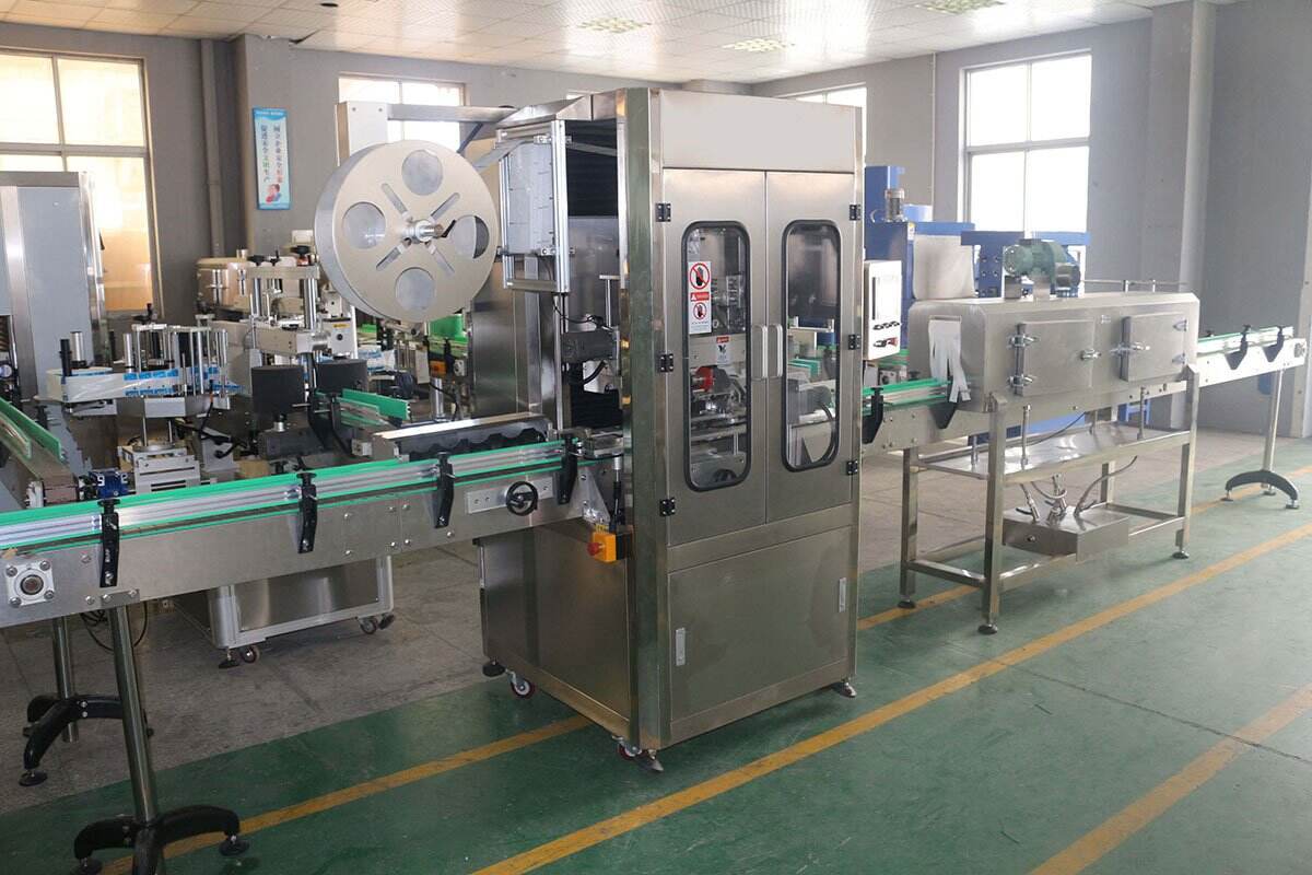 PVC Label Shrink Sleeve Labeling Machine details