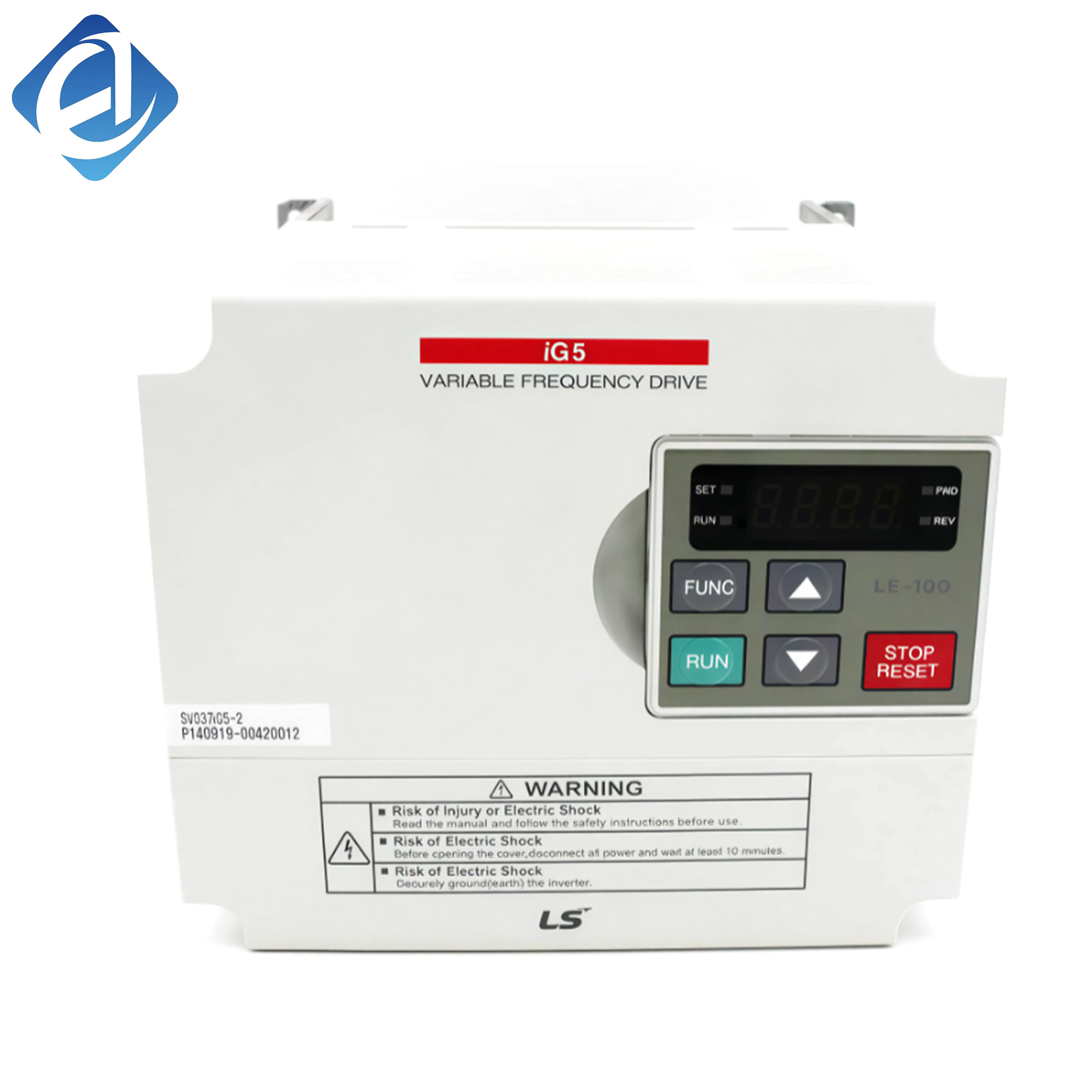 New Original SV022IG5-2 IG5 series 2.2kW single-phase compact inverter. It adopts V/F control, equipped with comprehensive overload, overcurrent and overvoltage protection. With stable operation, low noise and simple parameter setting,