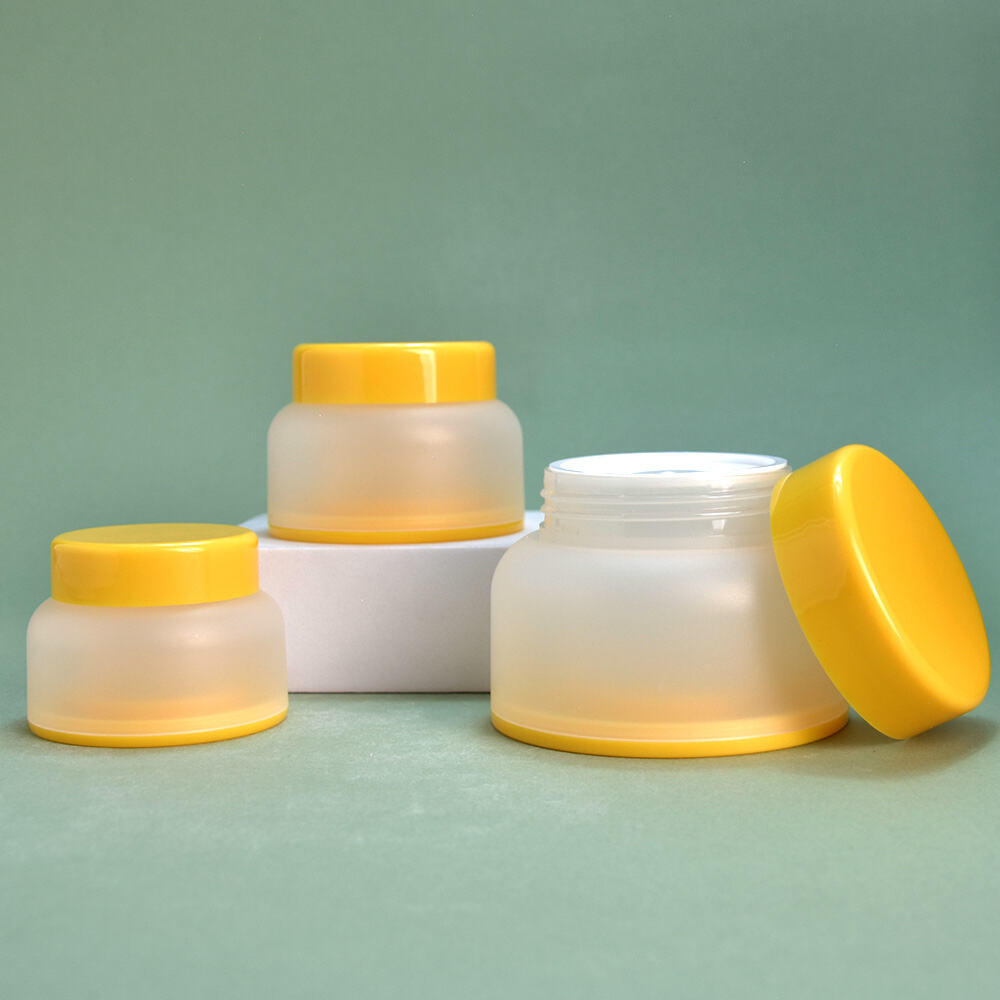 Pots à crème pour le visage : amélioration de la durée de conservation du produit