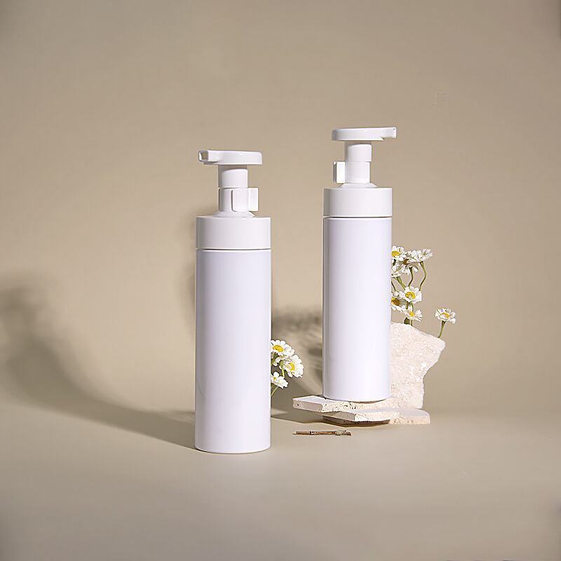 Runk factory foam pump bottle 350ml plastic cosmetic packaging manufacturer