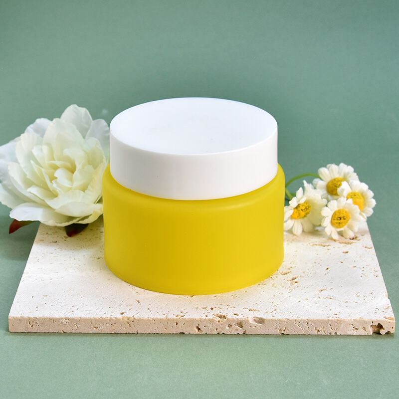 Fournisseur d'embouts cosmétiques vides en usine, pot rond en polypropylène jaune pour crèmes destinées aux soins de la peau