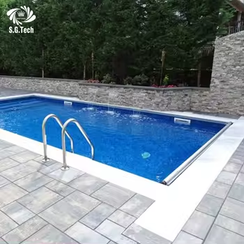 Capa de Inverno de Segurança para Piscina com PVC É Usada em Piscinas para Ser à Prova de Tempo e Durável o Suficiente para Pessoas e Animais de Estimação