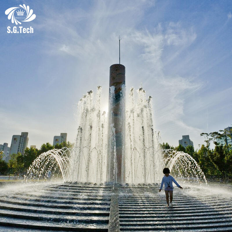 Watercrown Factory op maat gemaakte roestvrijstalen stenen tuinfontein met muzikale waterjet en DMX-bediening.