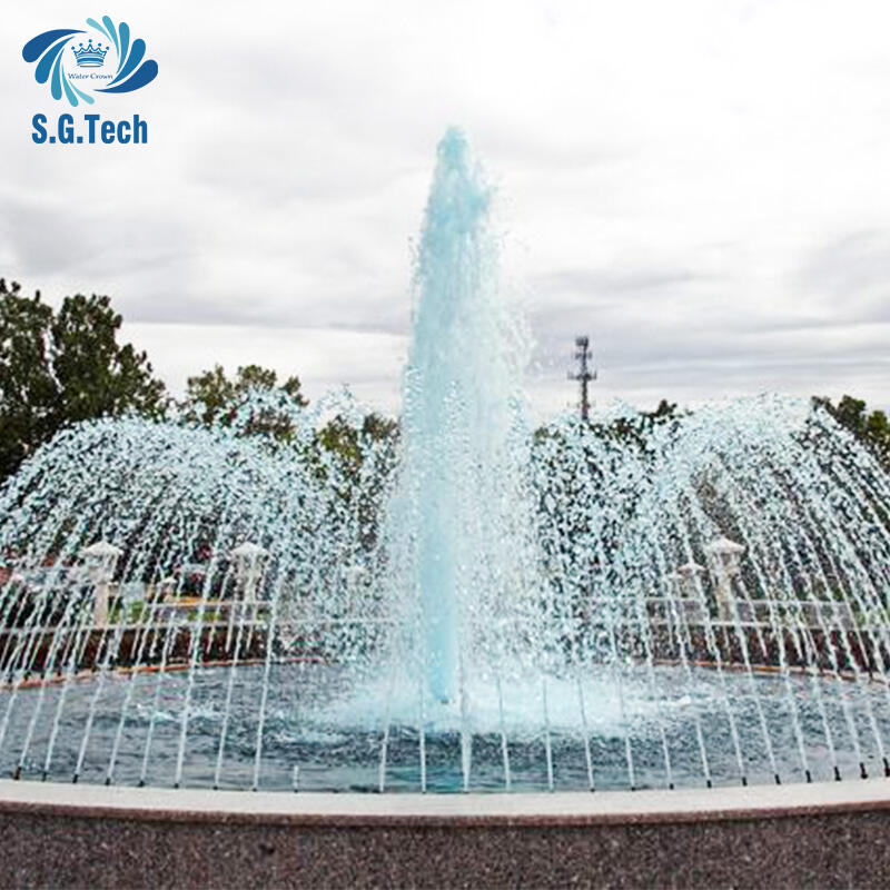 Fonte de jardim personalizada da Water Crown Factory, um recurso de jardim durável em aço inoxidável