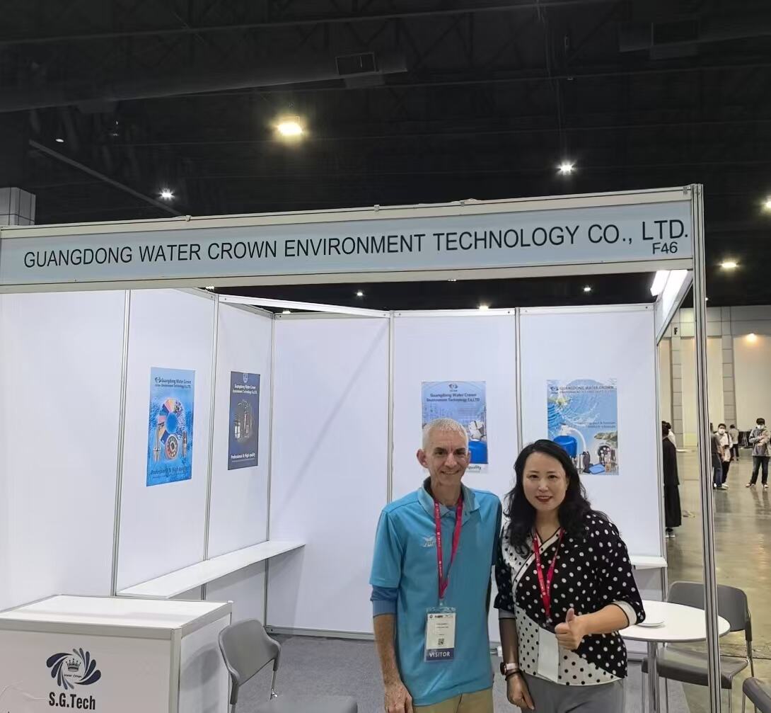 Water Crown Präsentation in Thailand