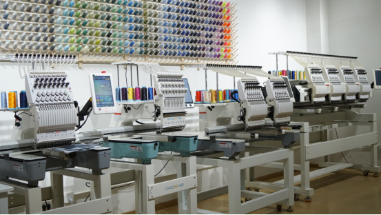 PROEMB Embroidery Machine Company Organizes Employees to Watch 9/3 Military Parade
