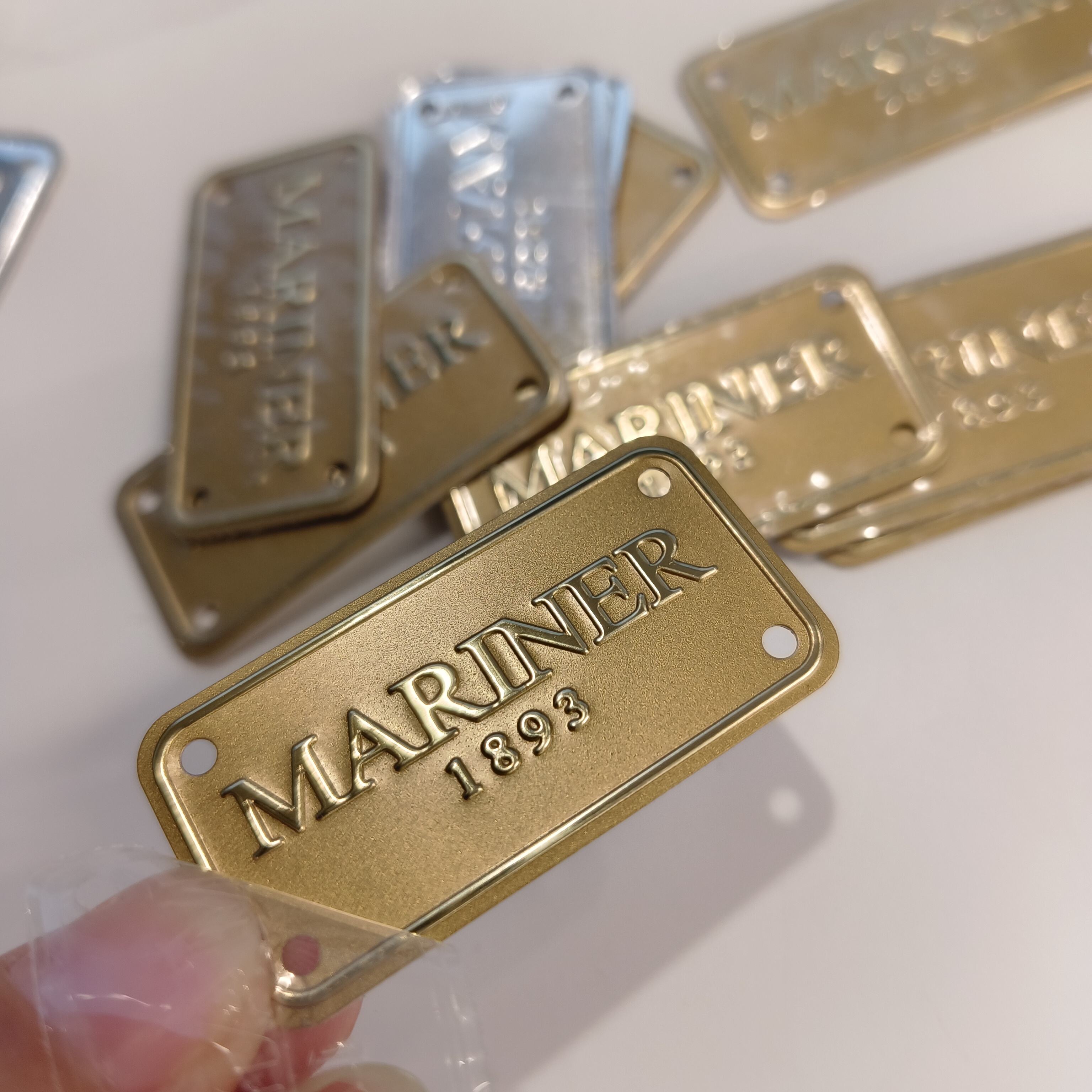 Customizable Display Options and Professional Appearance