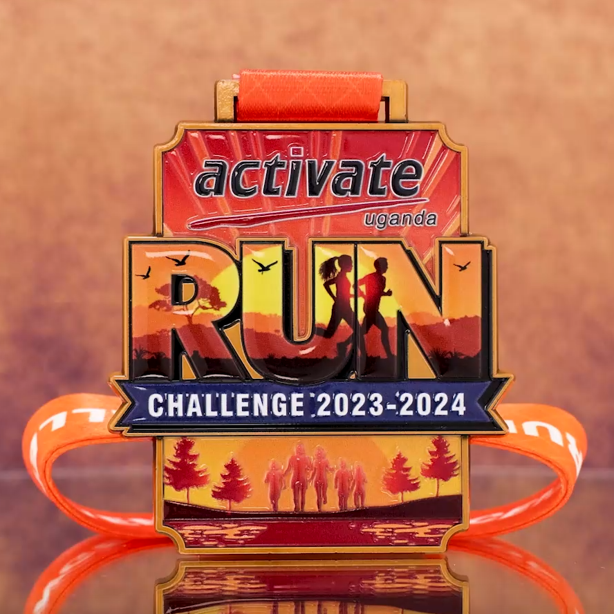 2023–2024 Ugandischer Sonnenuntergangs-Laufwettbewerb-Finisher-Medaille – Individueller afrikanischer Savannen-Thema-Laufpreis mit Lanyard