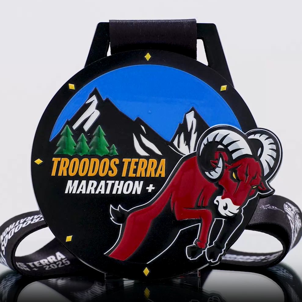 Troodos-Gebirgsmarathon-Finisher-Medaille – Steinbock- und Alpenlandschaft-Thema, individueller Laufpreis mit Lanyard
