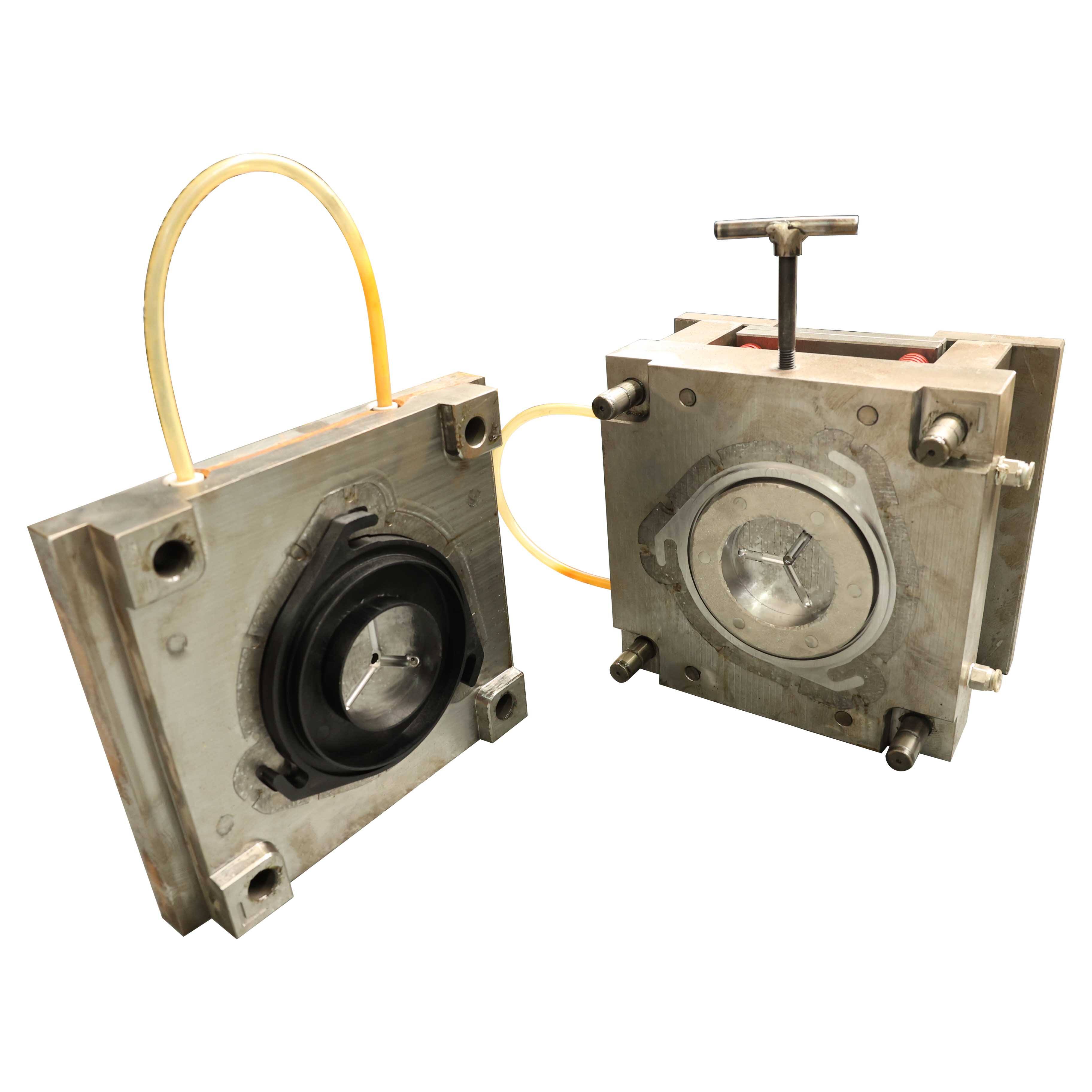 Three Ear Injection Mold