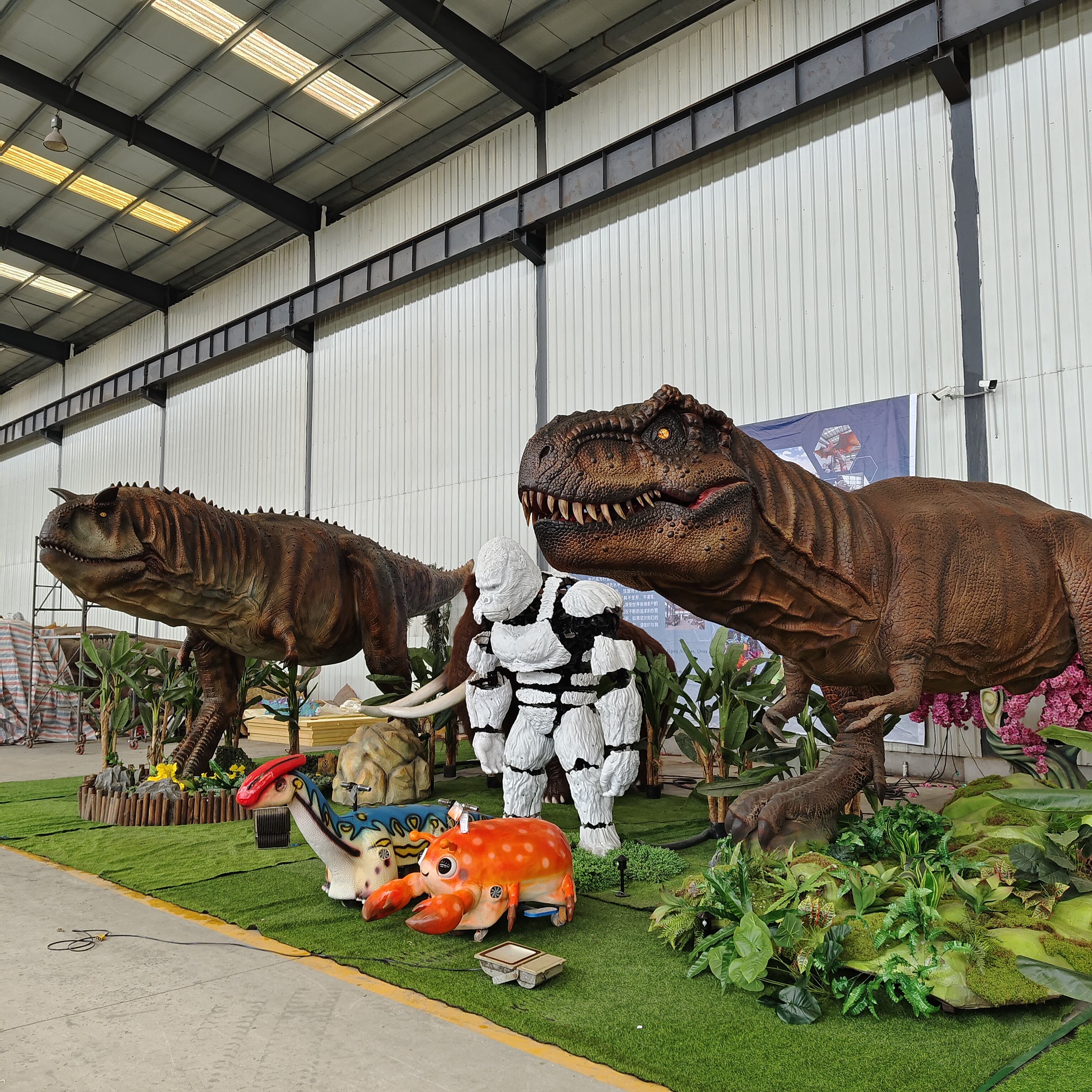 International Client Visit & Successful Partnership: Showcasing Our Animatronic Props Manufacturing Excellence