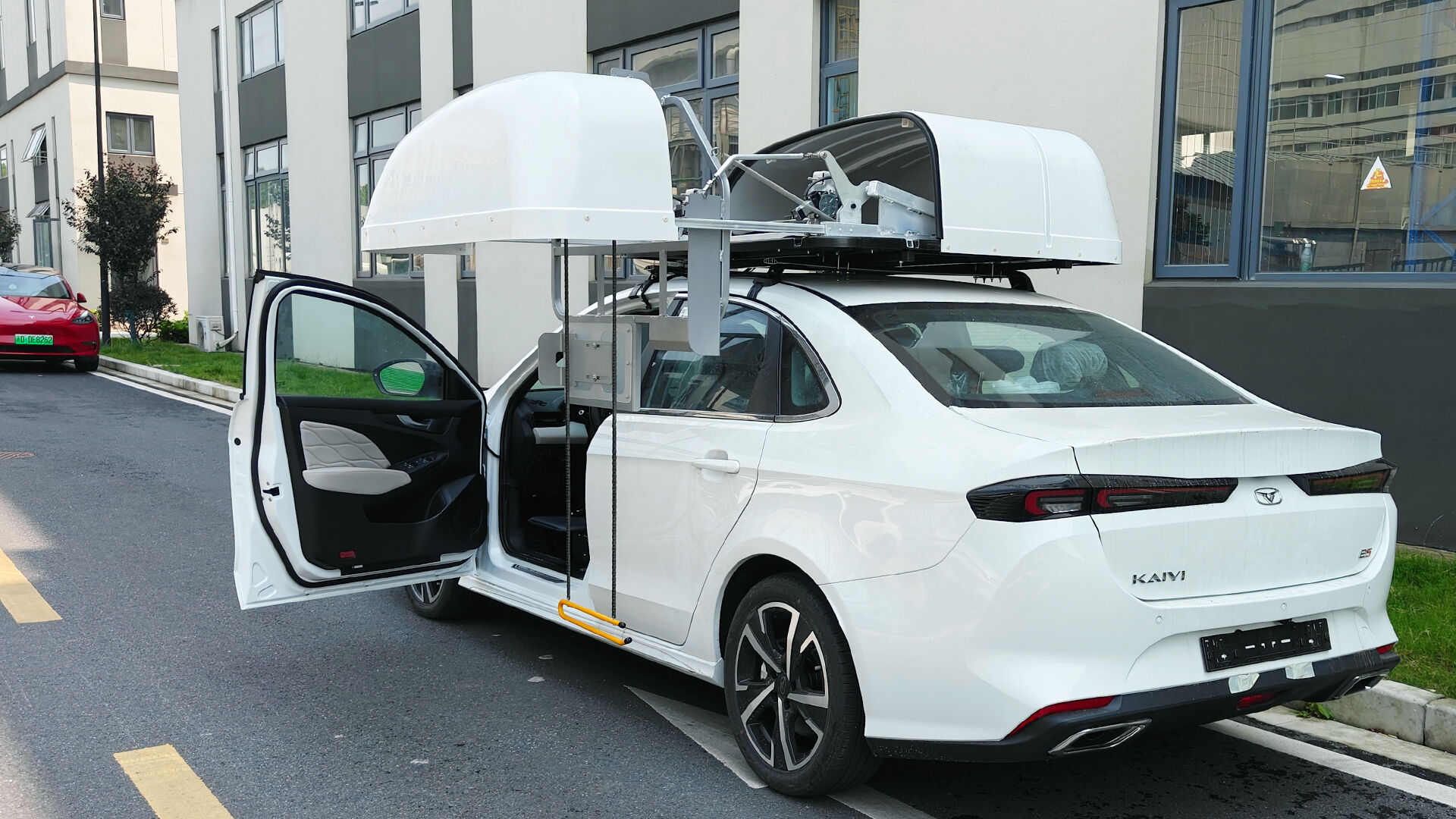 WCT Wheelchair Car Roof Box supplier