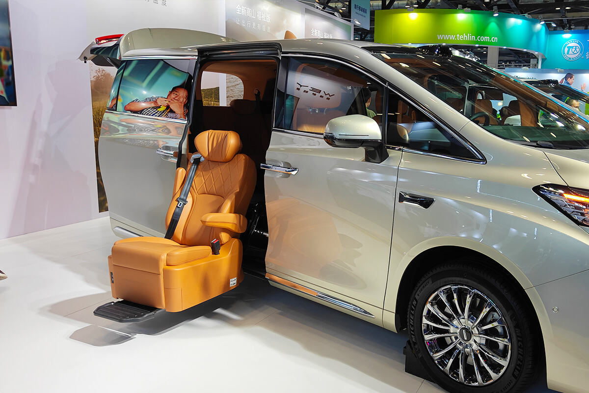 gwm wey 80 modified with v2 welfare seats-2