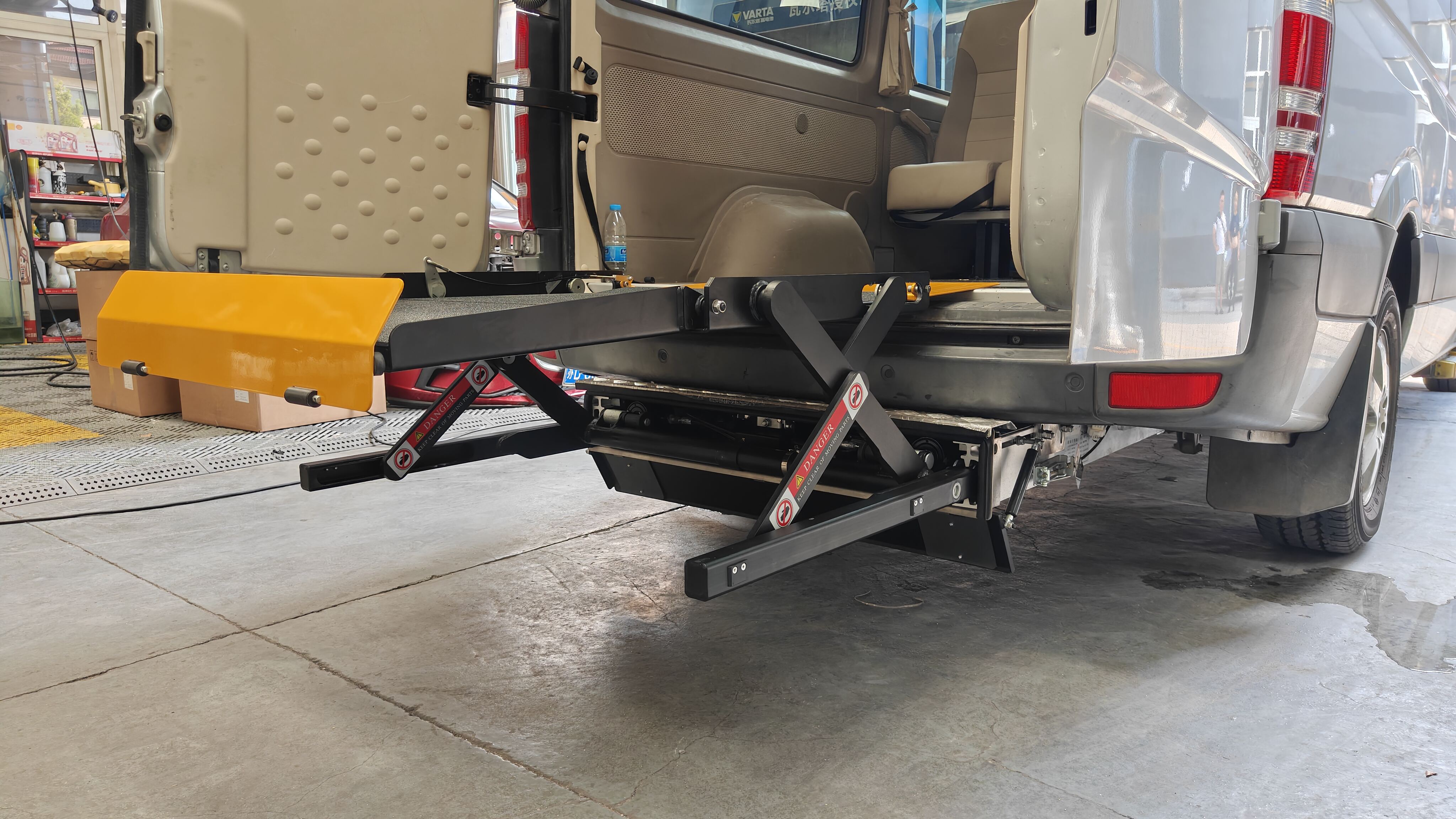  Enhance Mobility with Our Wheelchair Lifts for Vehicles