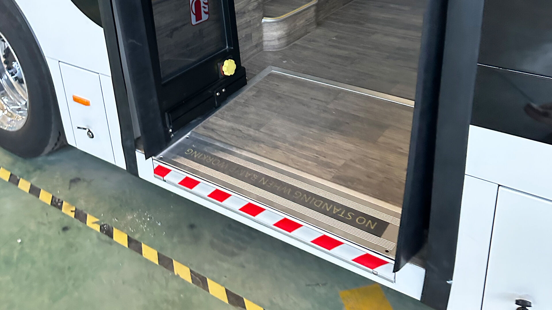 EWR-TD02 Electric Wheelchair Ramp factory