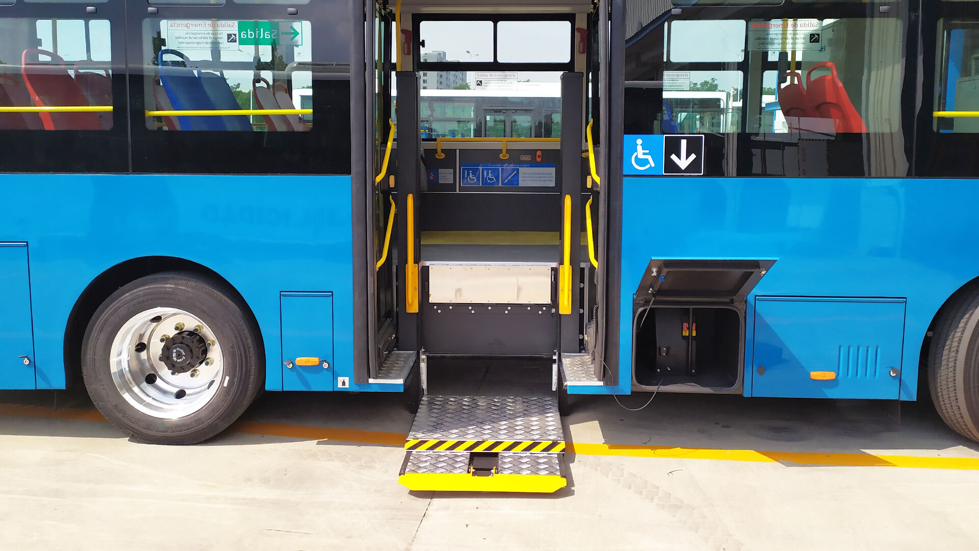 STEP-A-1200 Wheelchair Lift (Fully Automatic) factory