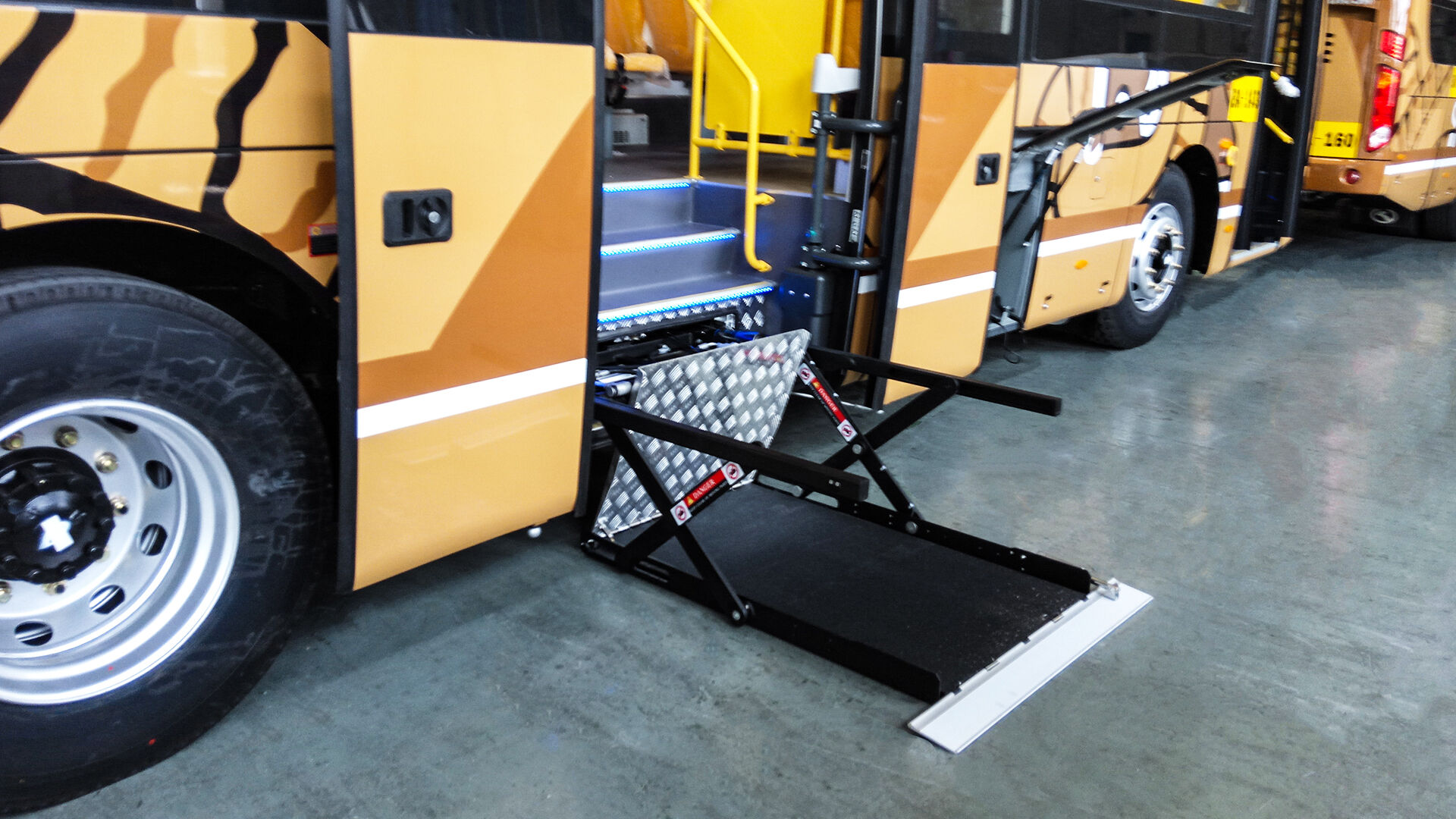 UVL-700/1300 Wheelchair Lift (In bus step) factory