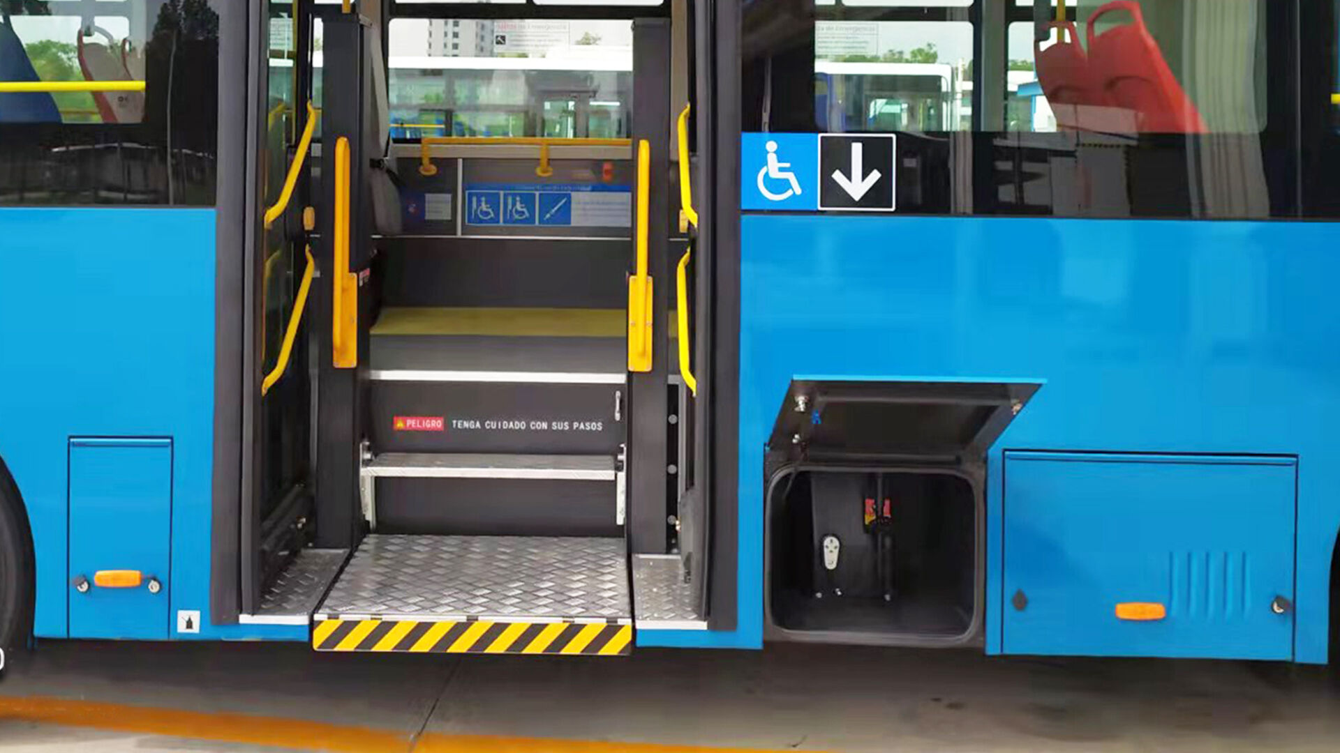 STEP-A-1200 Wheelchair Lift (Fully Automatic) supplier