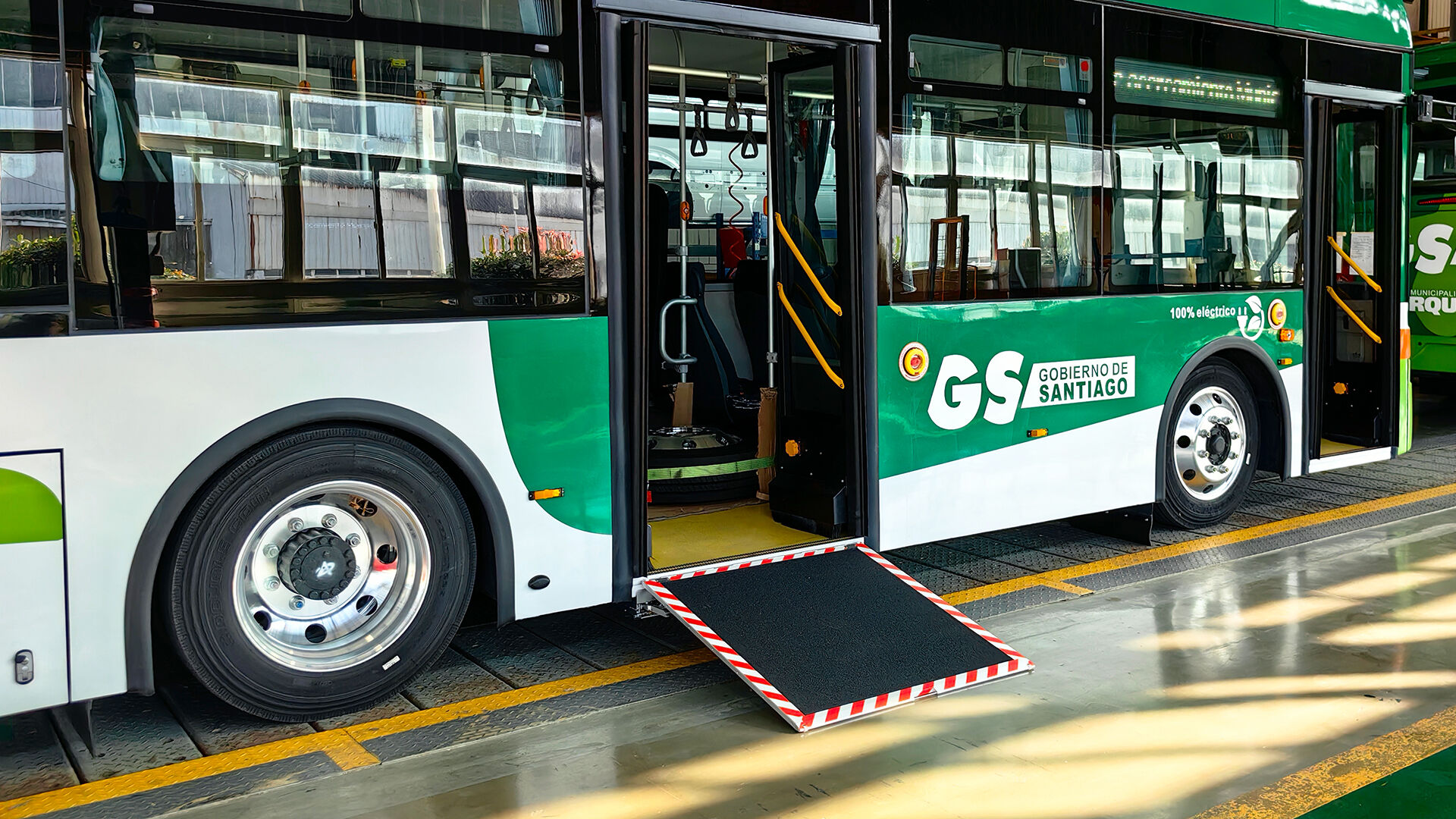 EWR-L Electric Wheelchair Ramp factory
