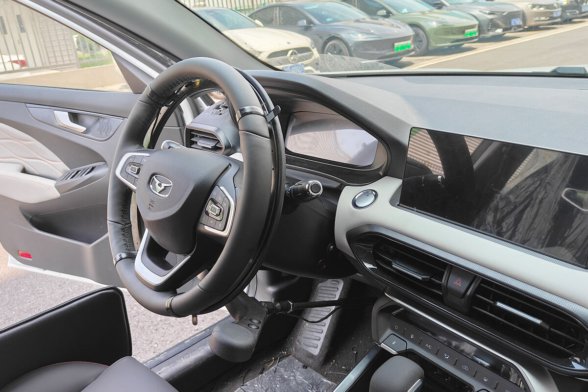 barrier free self driving car modification-7