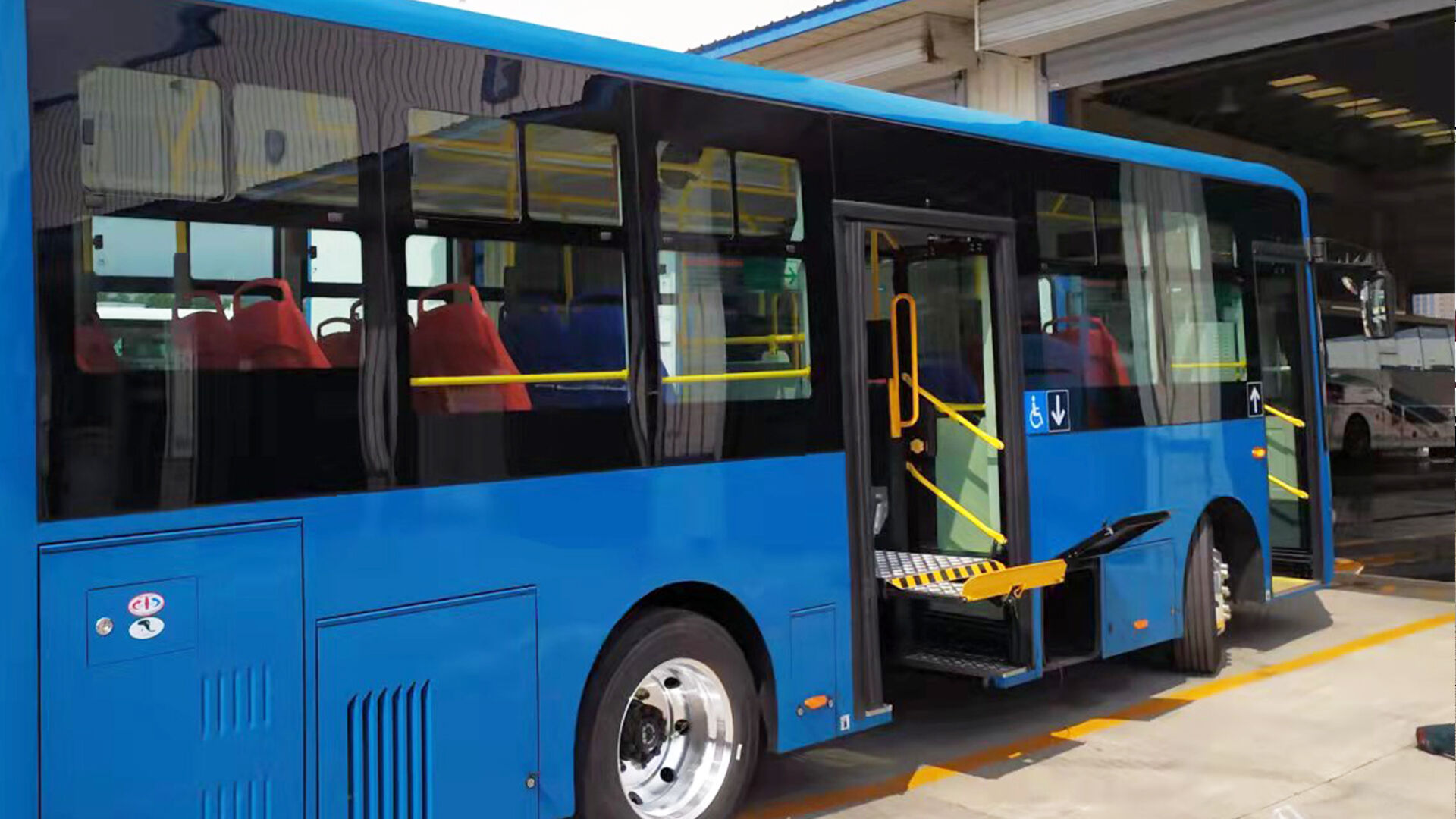 STEP-A-1200 Wheelchair Lift (Fully Automatic) factory