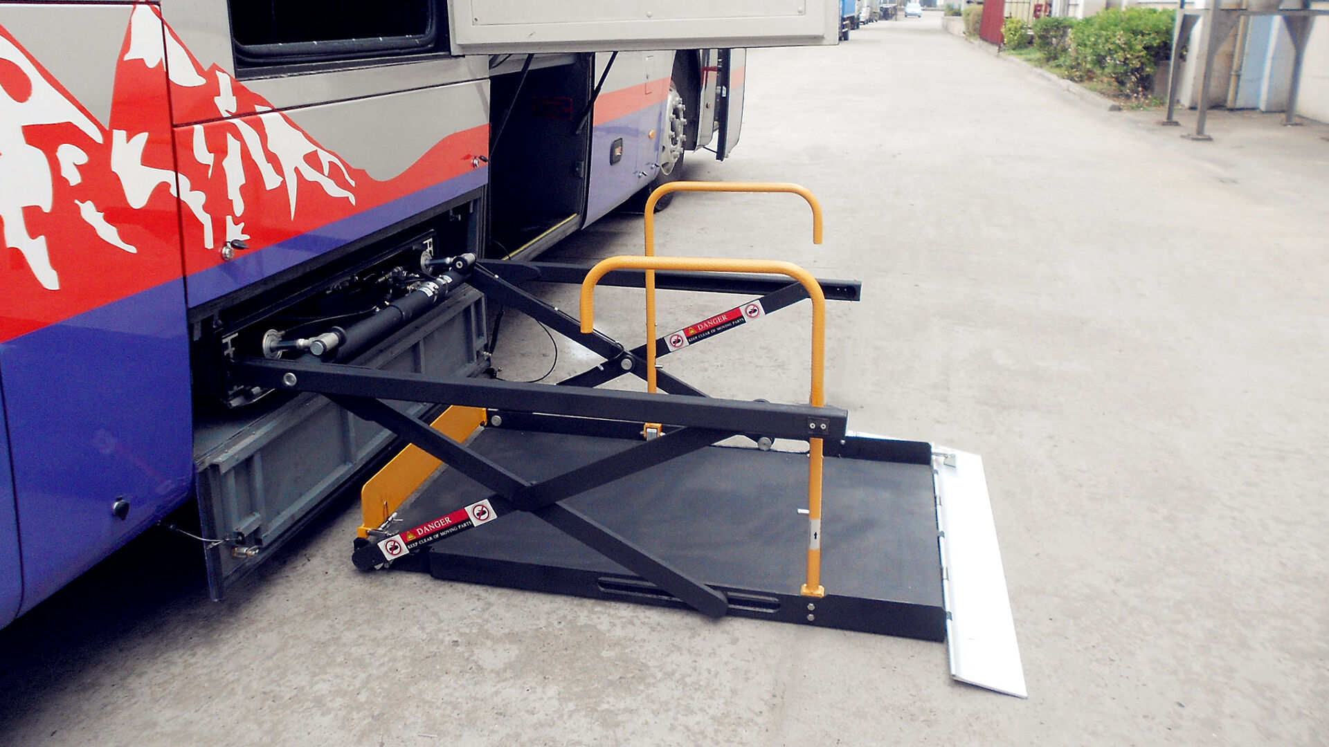 UVL-700II/1300II/1600II-H Wheelchair Lift (In luggage) factory
