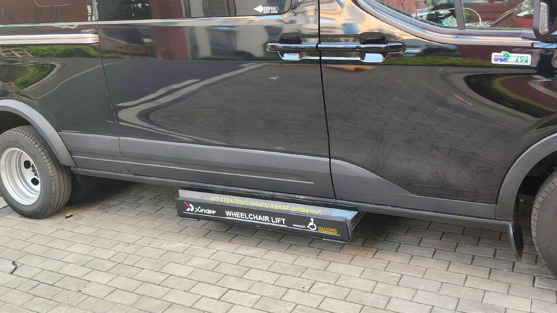 Mini-UVL Wheelchair Lift factory