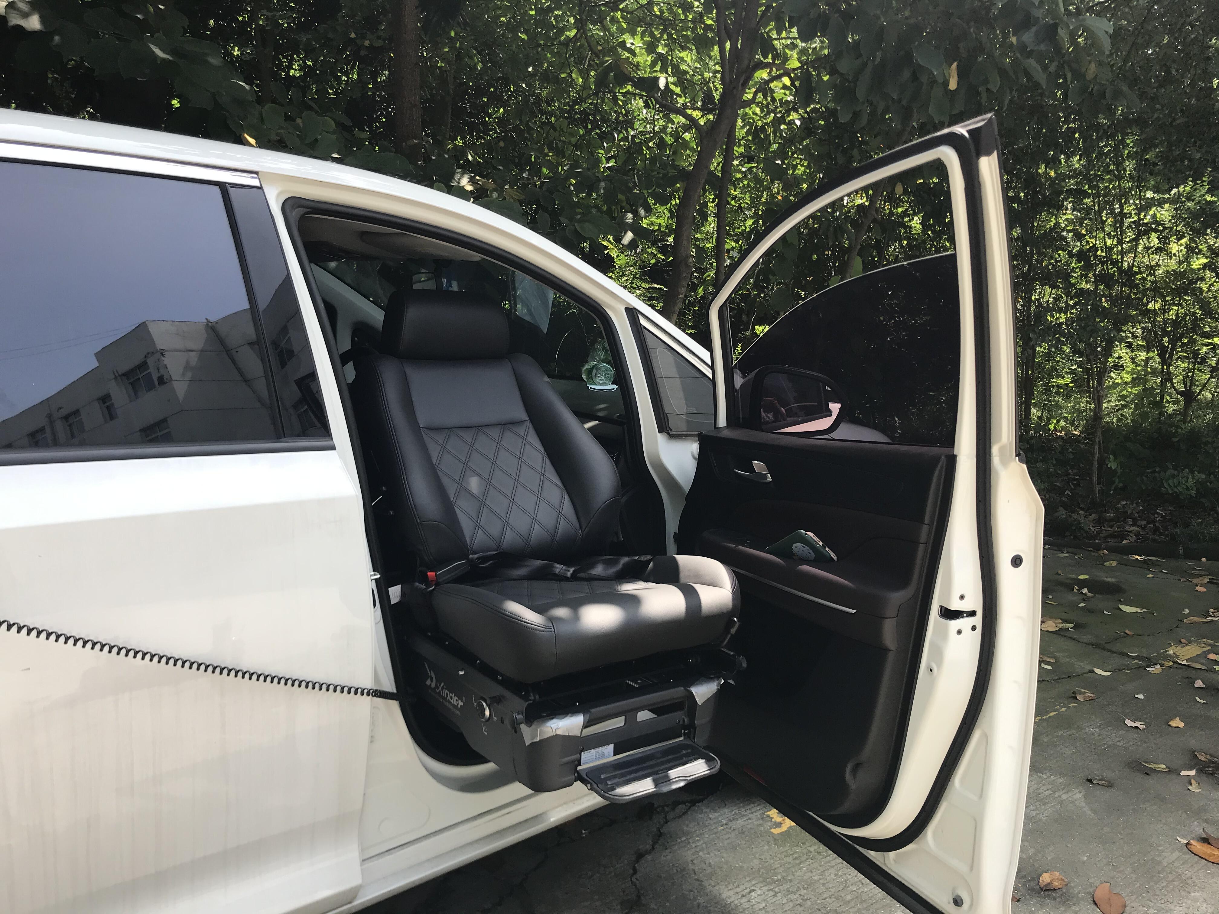 မသန်စွမ်းသူများအတွက် လှည့်ပတ်သော ကားထိုင်ခုံများဖြင့် ရွေ့လျားနိုင်စွမ်း တိုးမြှင့်ခြင်း