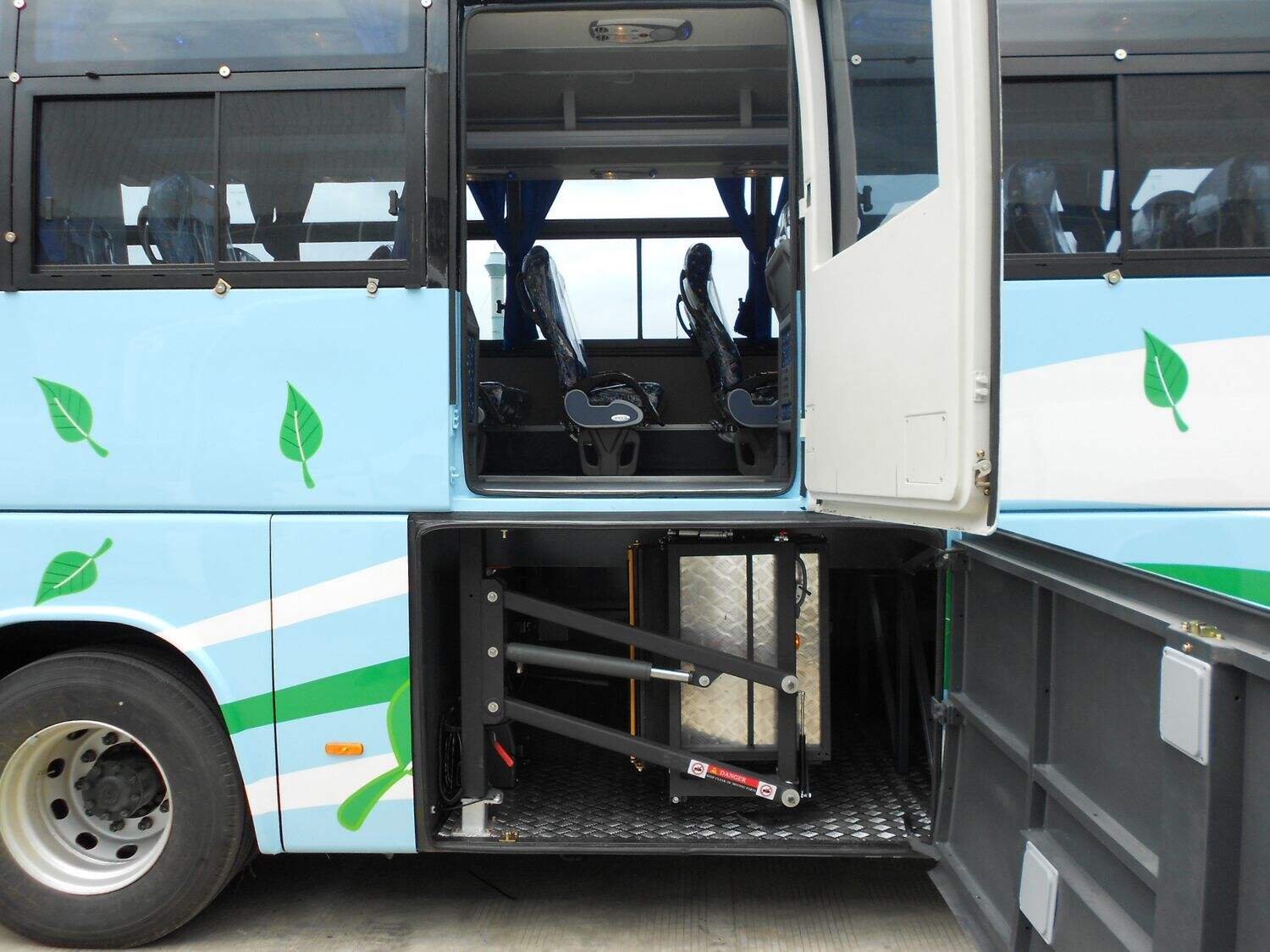  Innovative Design and Safety Features