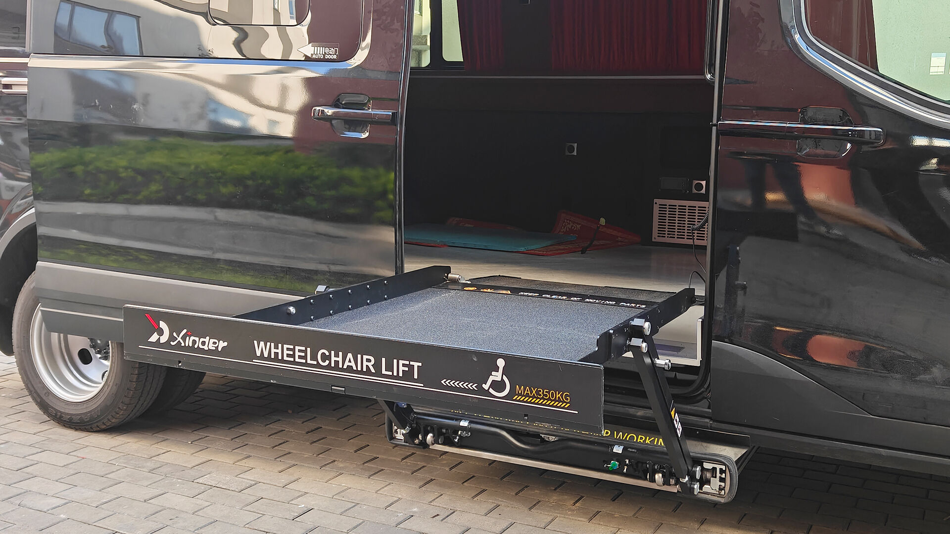 Mini-UVL Wheelchair Lift factory