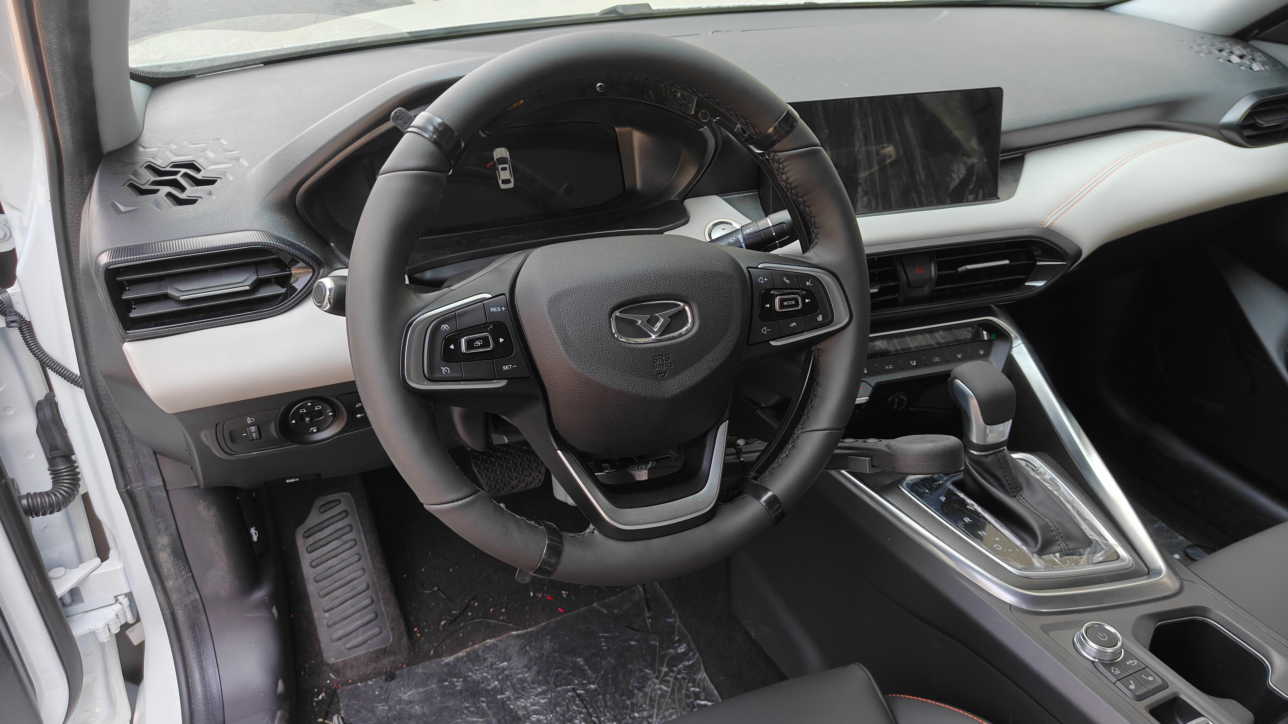 Enhance Mobility with Driving Disability Aids