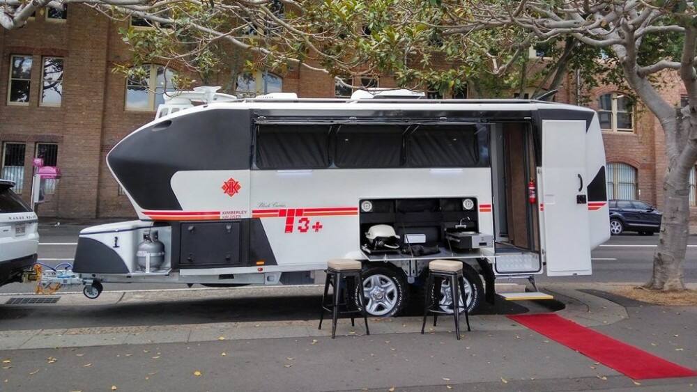 လျှပ်စစ်ခြေတန်းများဖြင့် မတူညီသော အဆင့်များတွင် အထူးကောင်းမွန်သော လွယ်ကူစွာ ရယူနိုင်မှု