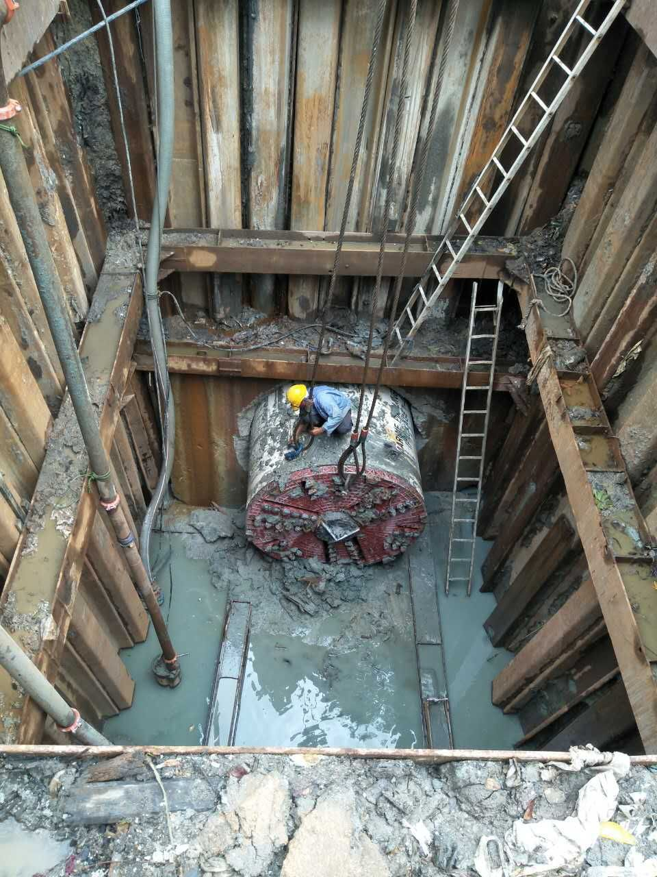 ID2200 pipe jacking machine 5.png