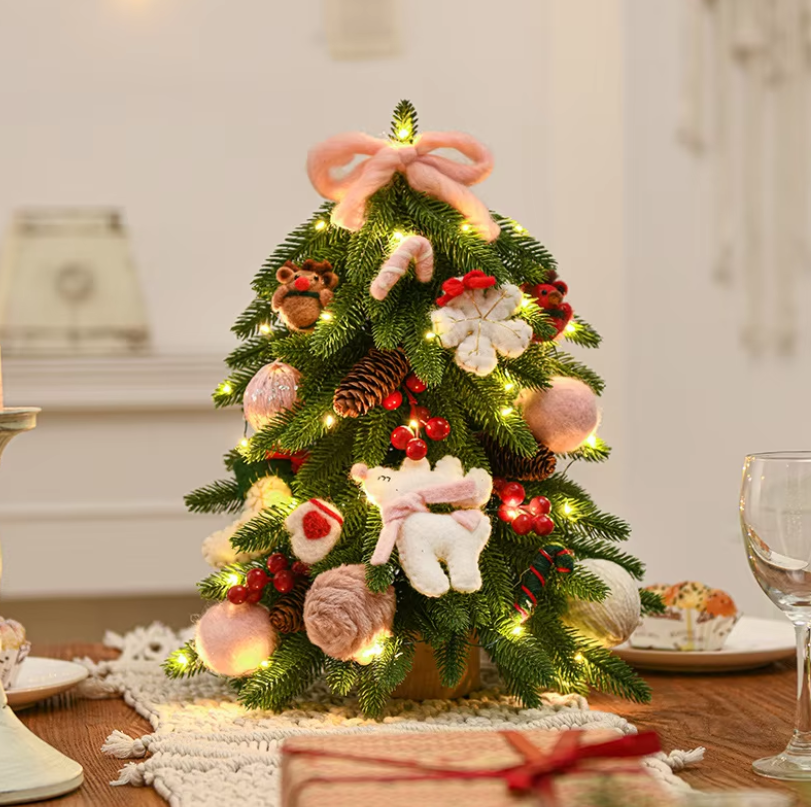 Top Christmas Tree Trends for 2025