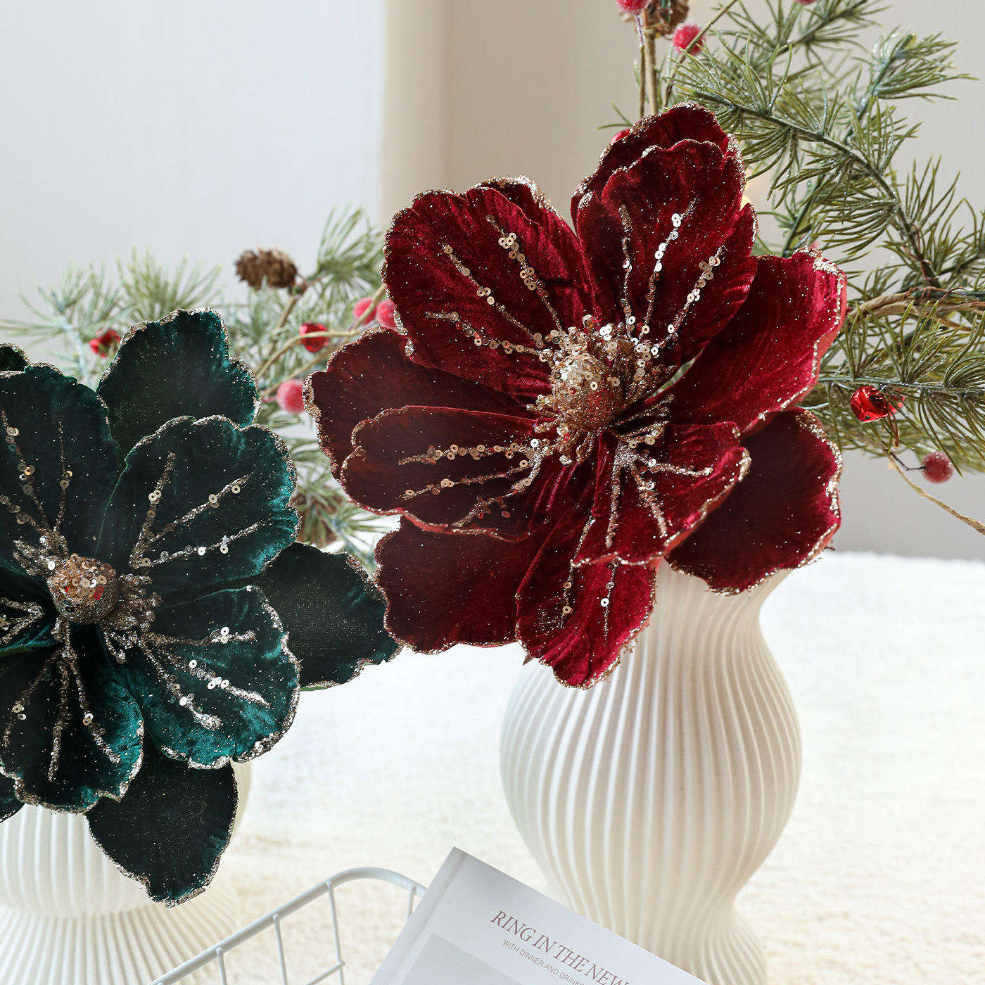 Watter materiaal van kerstboomversierings weerstaan breek tydens versending?