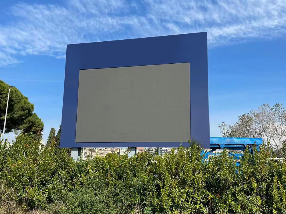 Outdoor LED Display for Advertising