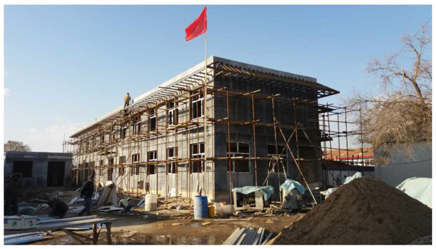 ຄຸນລັກສະນະການກໍ່ສ້າງຂອງຜນັງບ້ວງທີ່ປູກດ້ວຍຢາງລົດທີ່ມີຟອງ