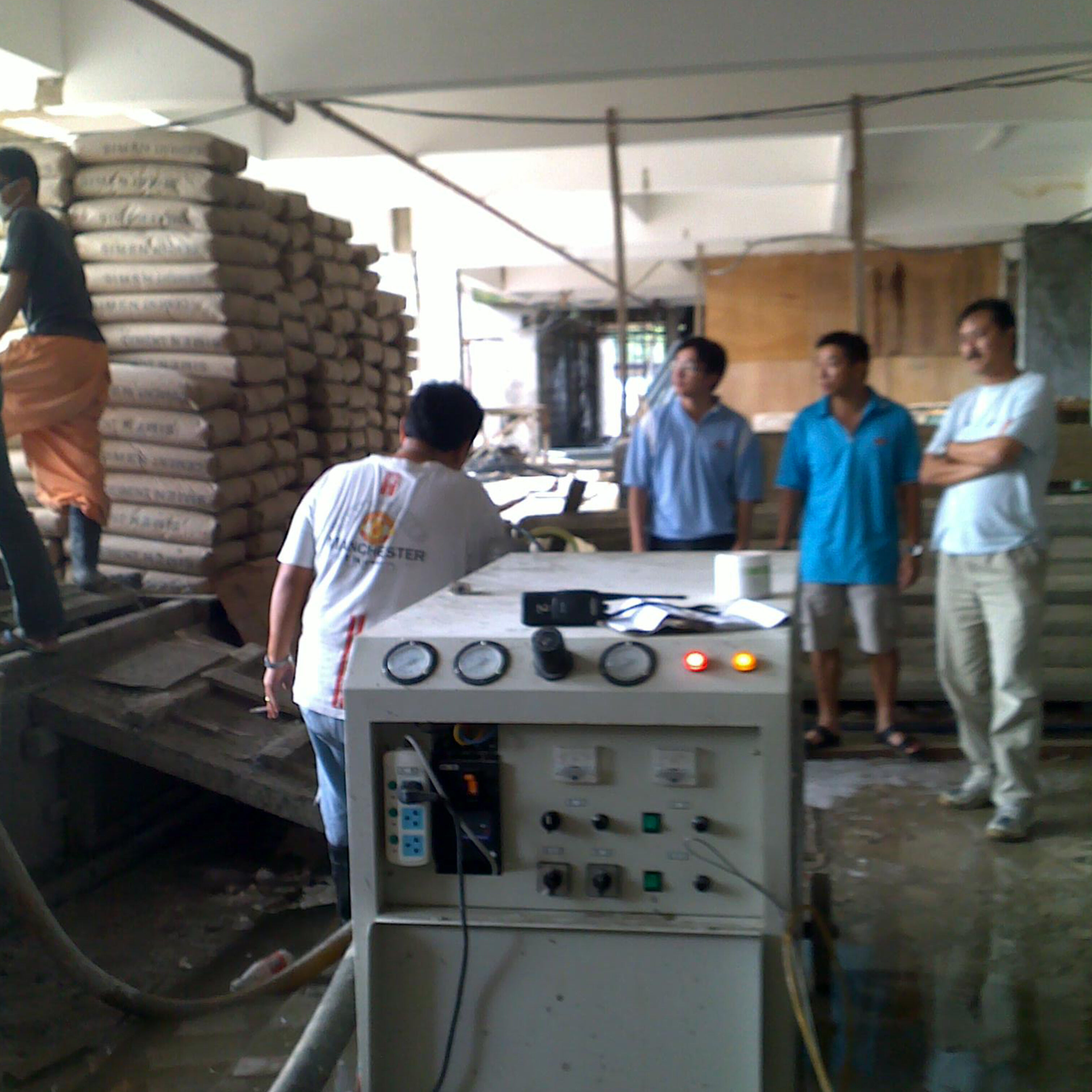 Chilung Foam concrete machine users in wall walls of cast-in-place houses in Malaysia