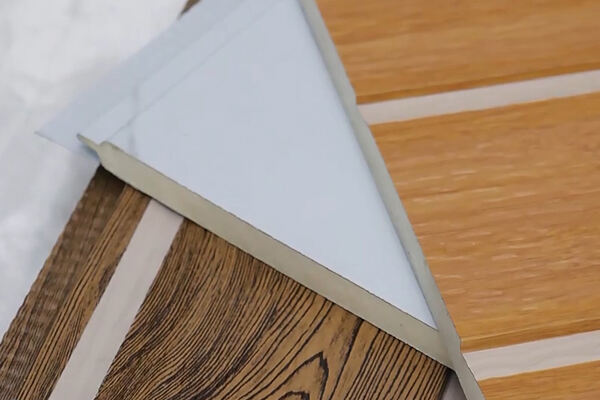 لماذا يحب المهندسون المعماريون ألواحنا الديكورية المعدنية