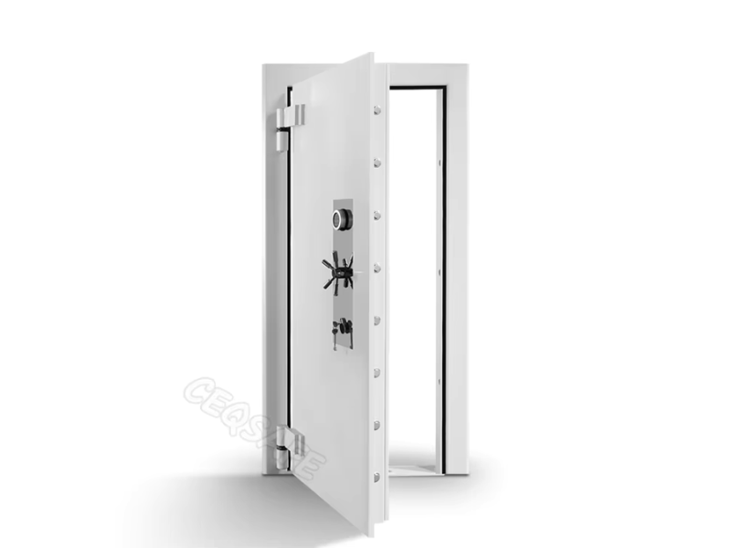 How to Evaluate Bank Vault Doors for Sale to Meet Business Security Needs