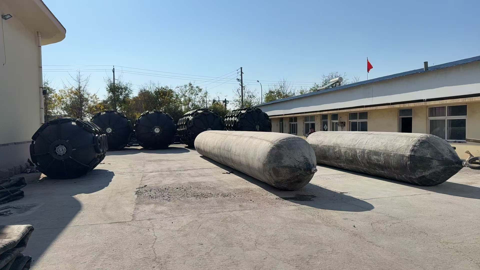 What Are the Different Types of Ship Fenders and Their Applications?
