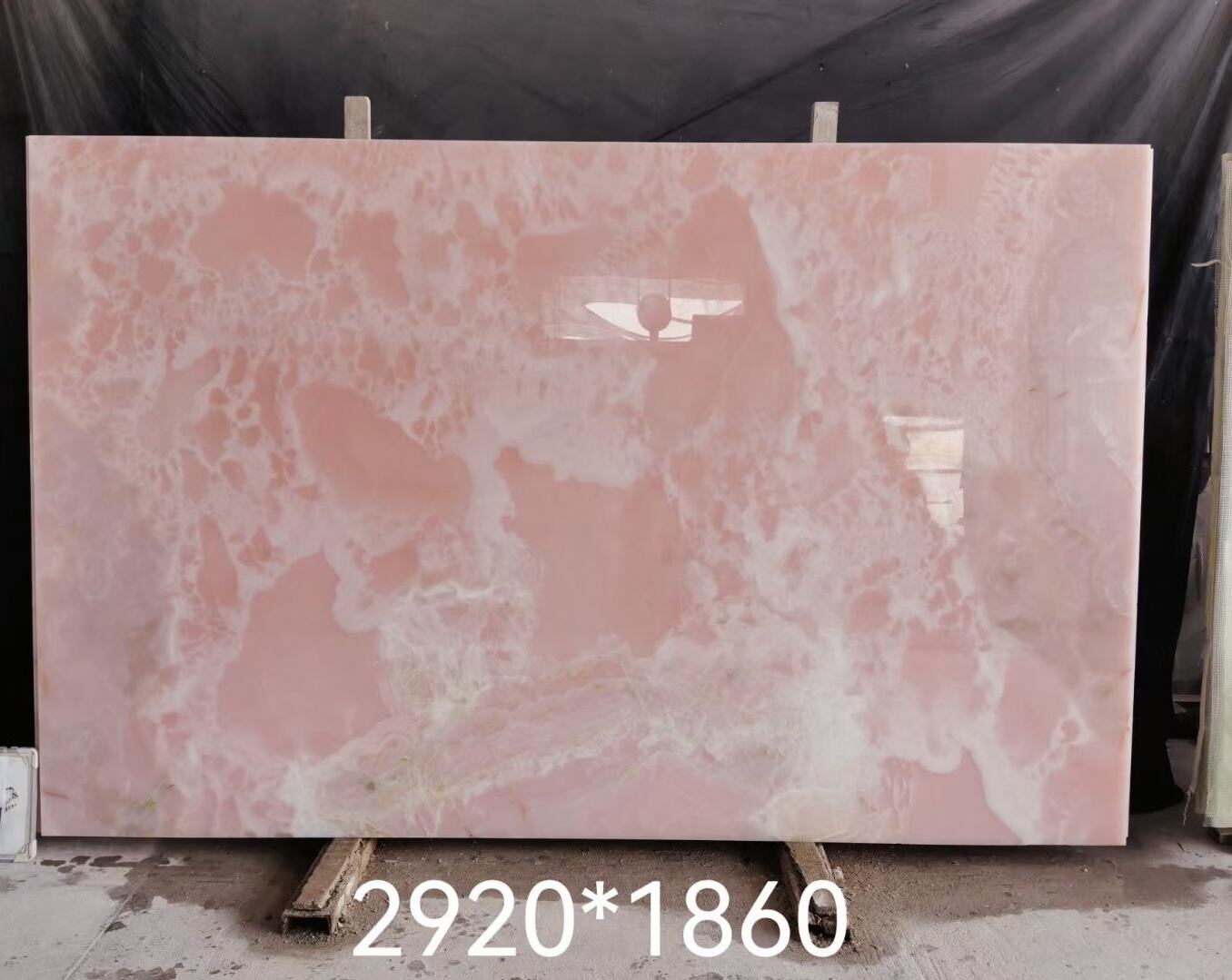 Pink Onyx 粉玉 (4).jpg