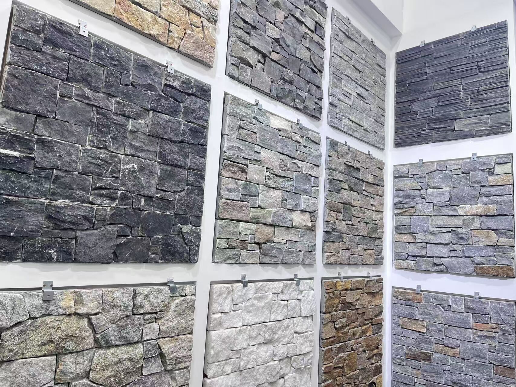 Ajoyib tosh devor dizayni bilan o'z fazoingizni yanada yaxshilang