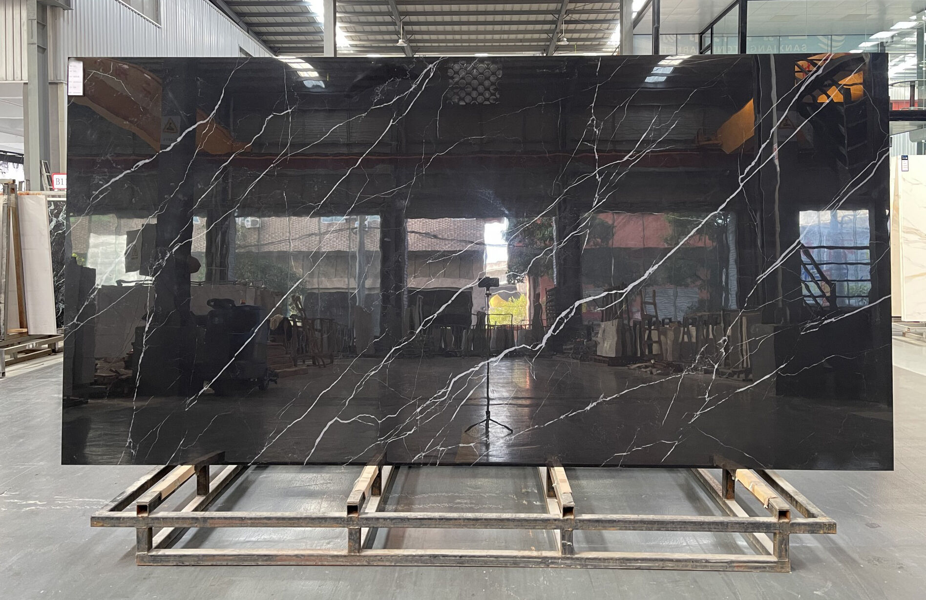 Scopri le Lastre in Pietra Sinterizzata Premium per i Tuoi Progetti