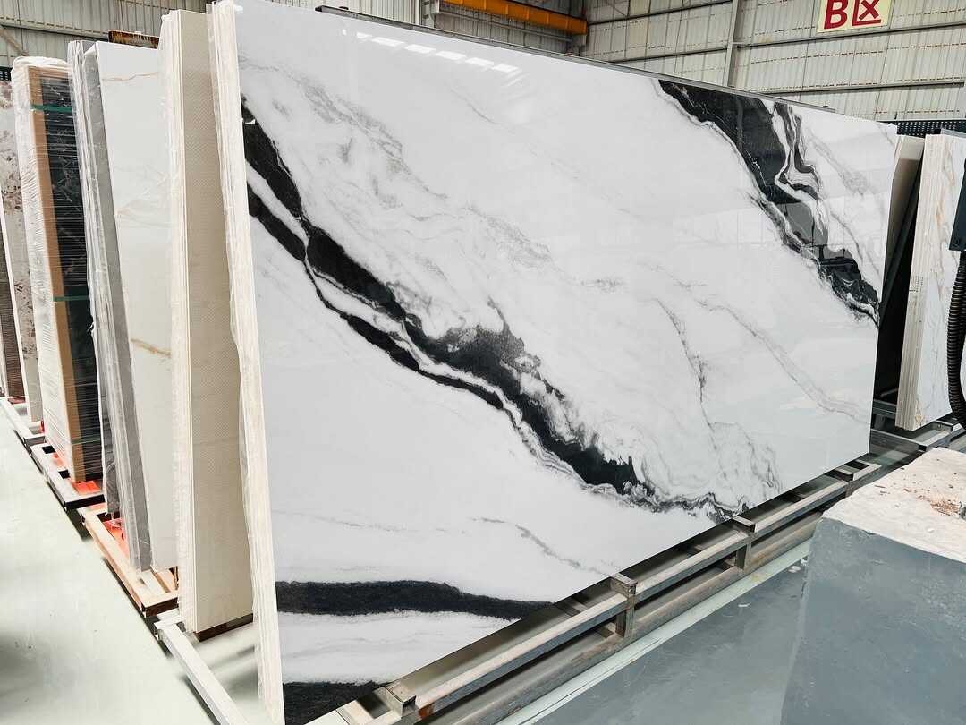 Raggiunta globale con competenze locali