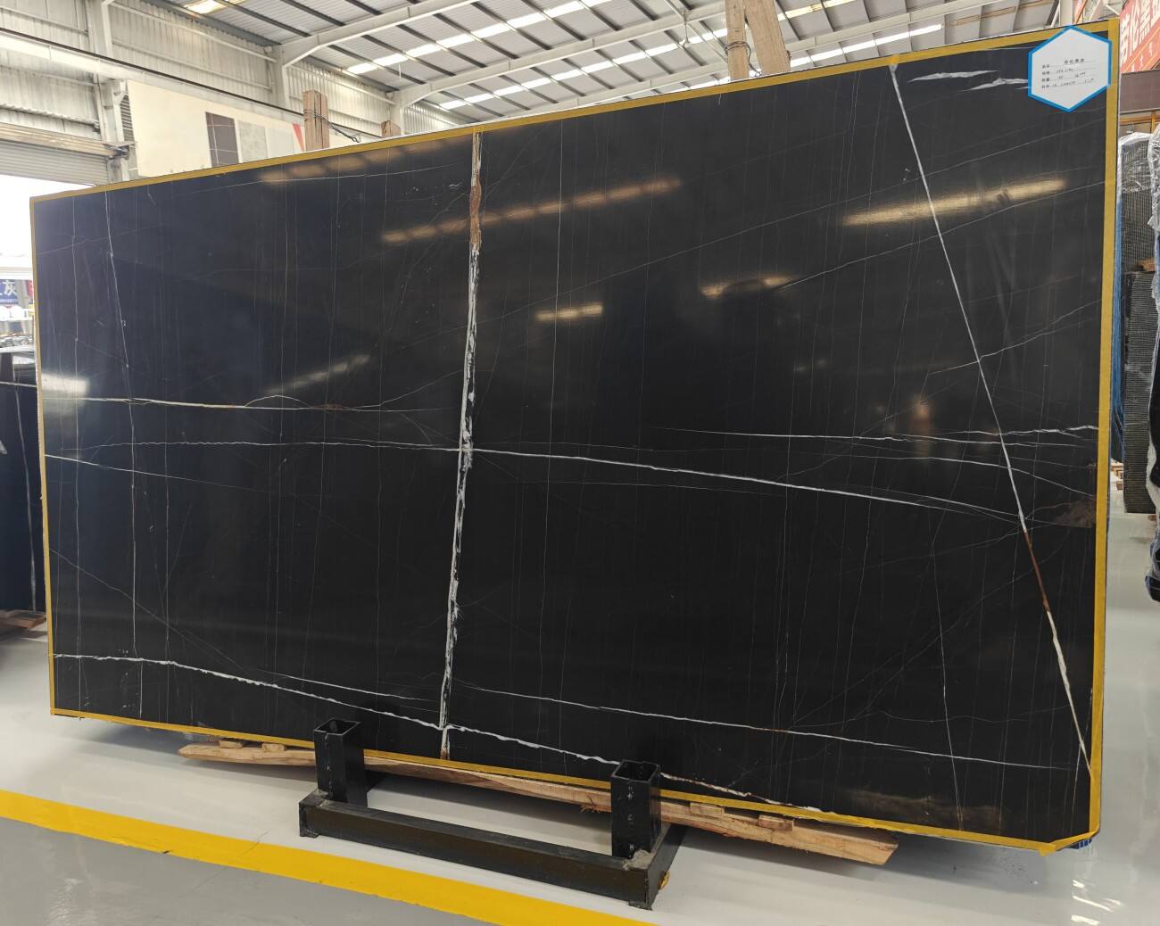Sahara Noir Marble (6).jpg