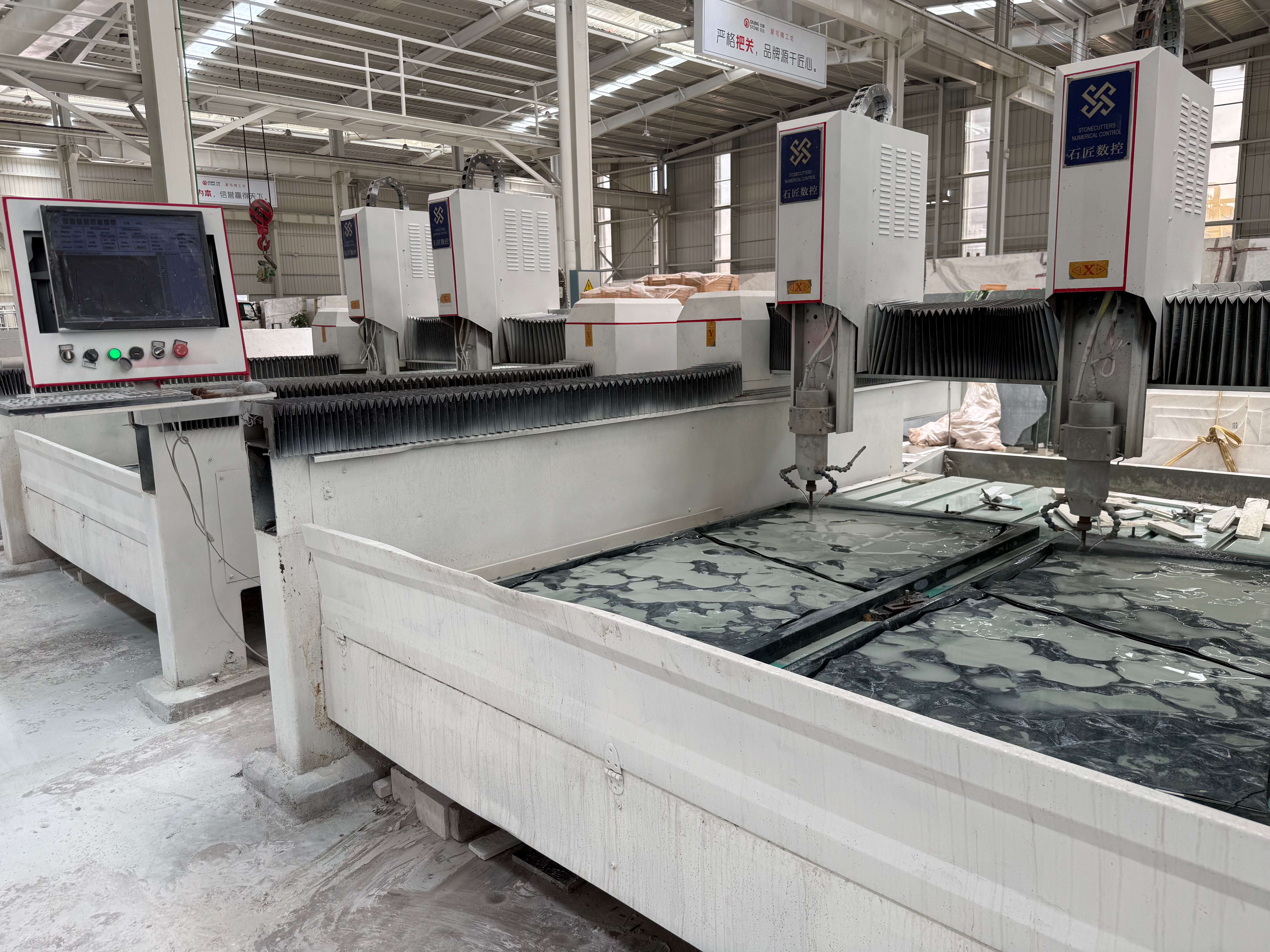 高精度大理石ウォータージェット切断ソリューション
