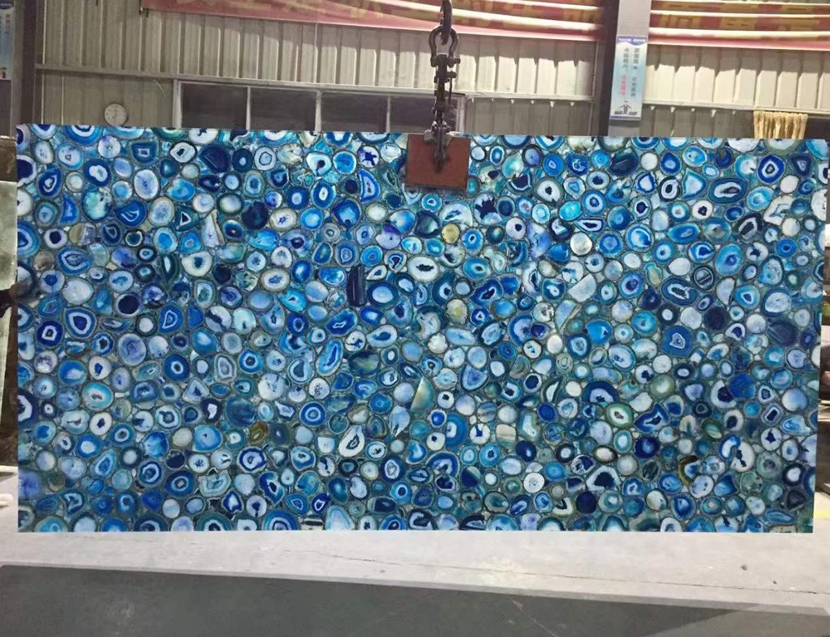Blue Agate Semi Precious Stone (1).png