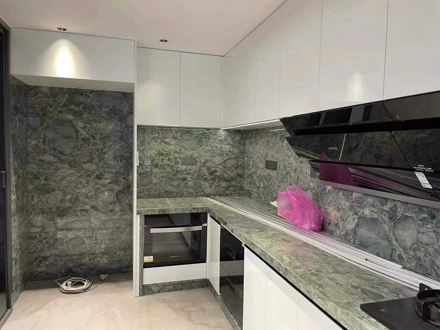 Emerald Marinace Quartzite (5).jpg